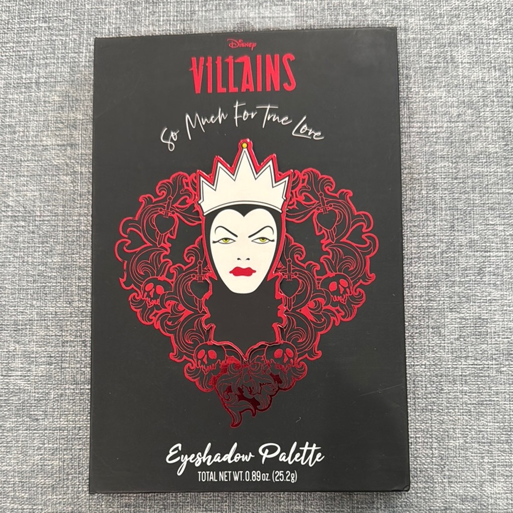 Disney Villains Eyeshadow Palette-NEW